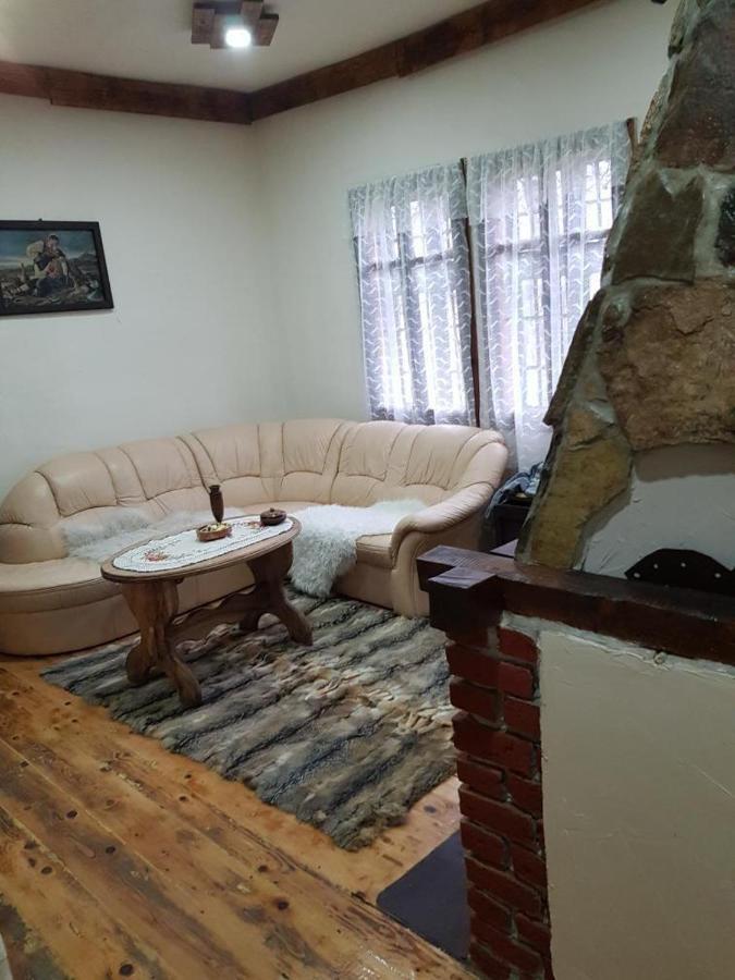 Konaciste Mali Izvor Villa Boljevac Екстериор снимка