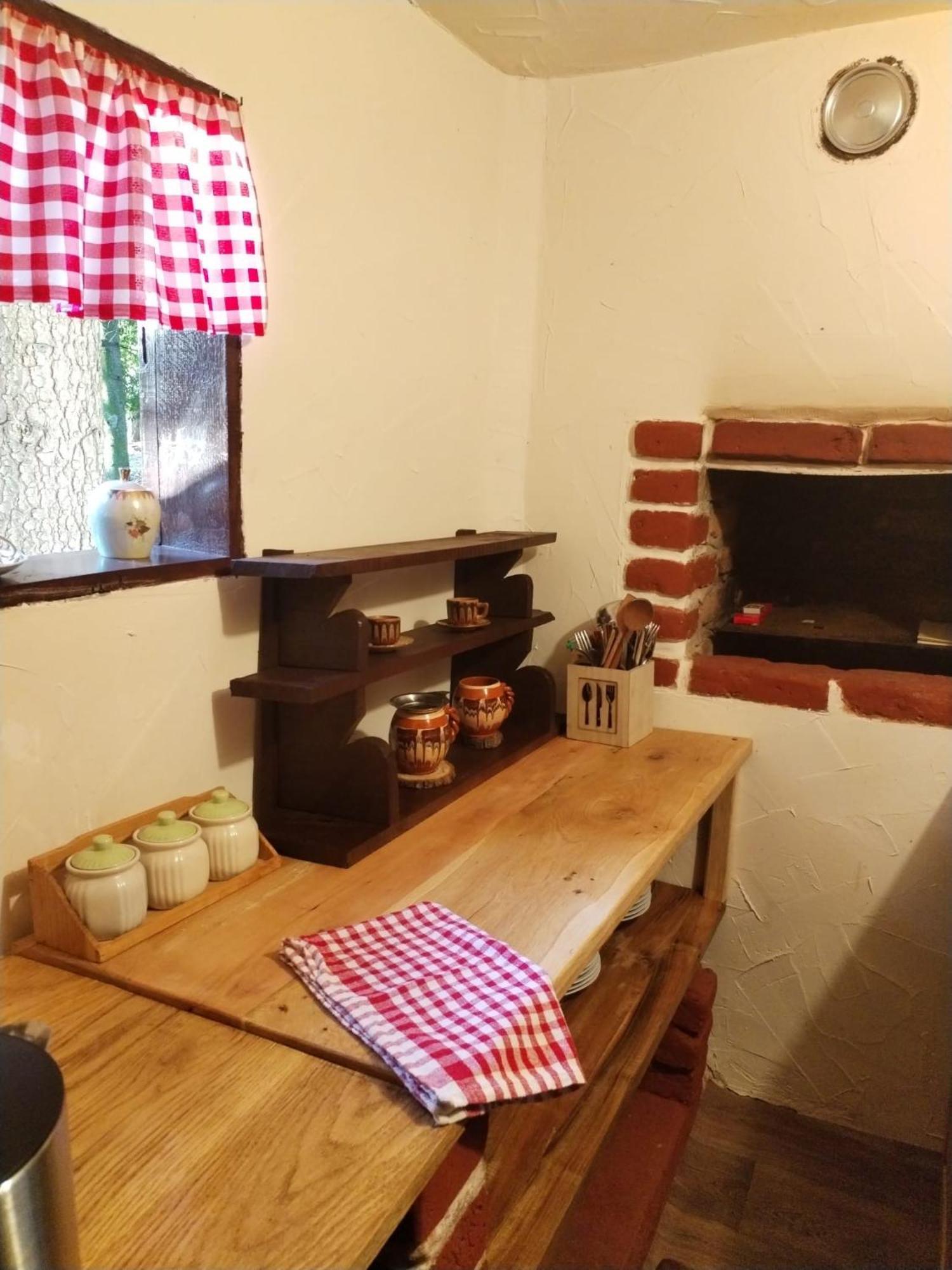Konaciste Mali Izvor Villa Boljevac Стая снимка